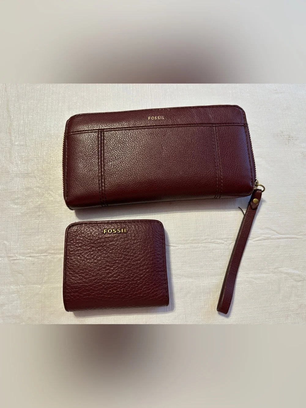 Fossil Pebbled Leather Wallet Set- Jori Zip Clutch Wristlet & Logan Small Bifold